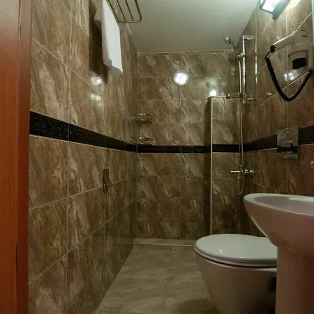 Budget Otel 3*